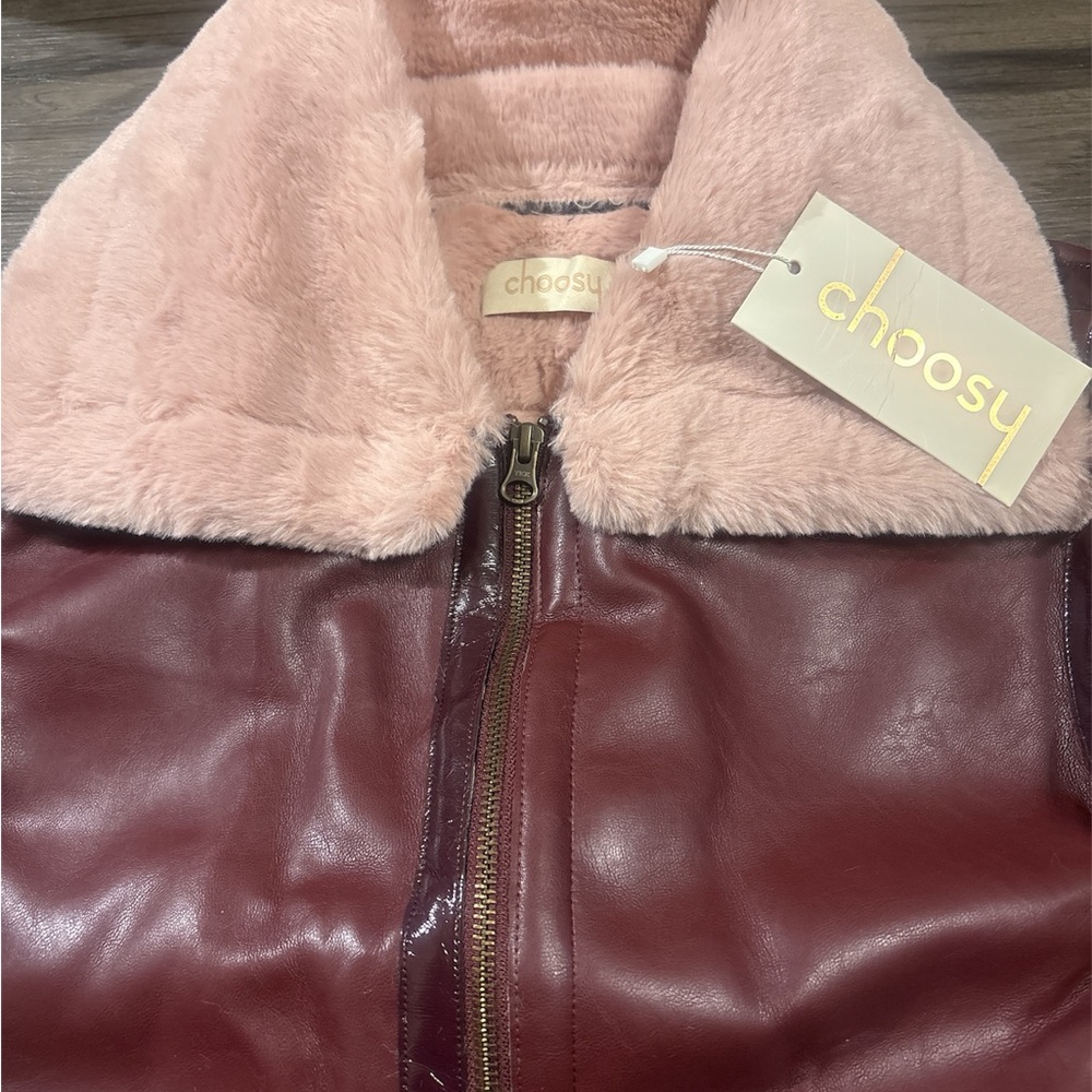 Women's Leather Jacket with Shearling Trim - Picture 7 of 8